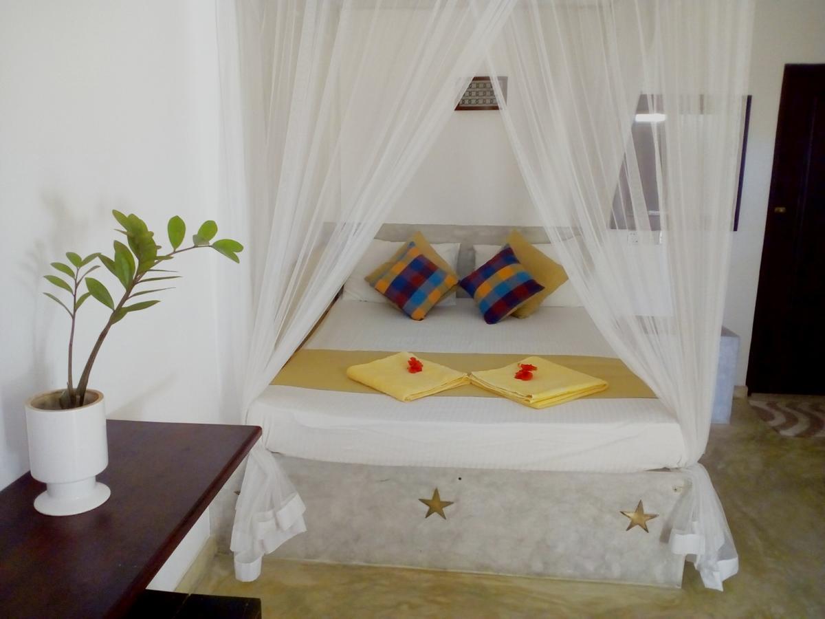 Sleepy Head Guesthouse Unawatuna Exterior photo
