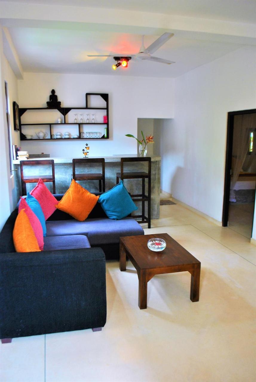 Sleepy Head Guesthouse Unawatuna Exterior photo