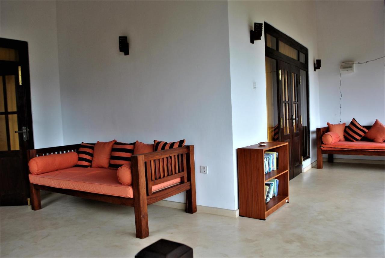 Sleepy Head Guesthouse Unawatuna Exterior photo